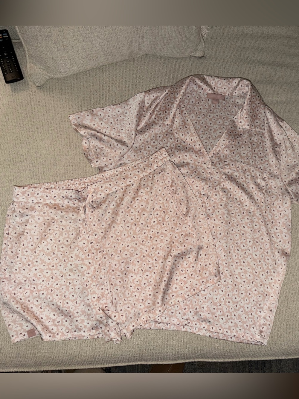 Barefoot Dreams Pink Floral Short Pajama Set